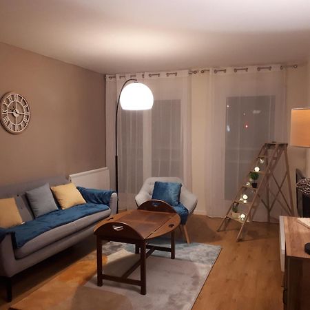 Appartement 3 Chambres 5 Couchages Versailles Bagian luar foto